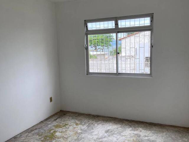 #247 - Casa para Venda em São José - SC - 3